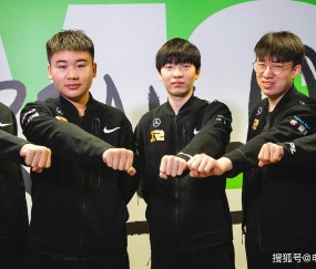 九游体育 -包含科维托娃在RNG比赛中重返赛场，反败为胜引发热议！的词条