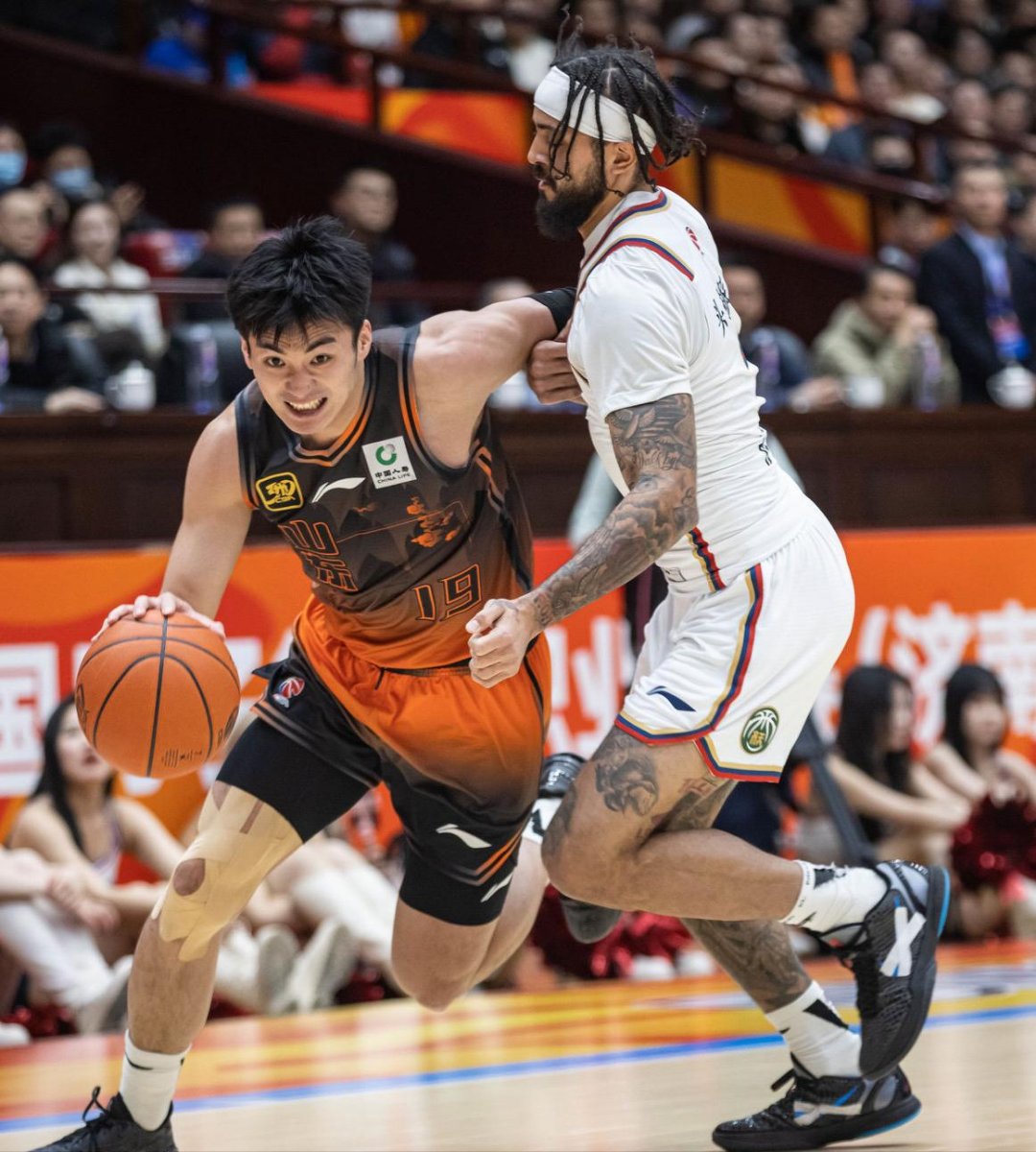 今晚广东宏远男篮对浙江广厦直播 今晚广东宏远男篮对浙江广厦直播